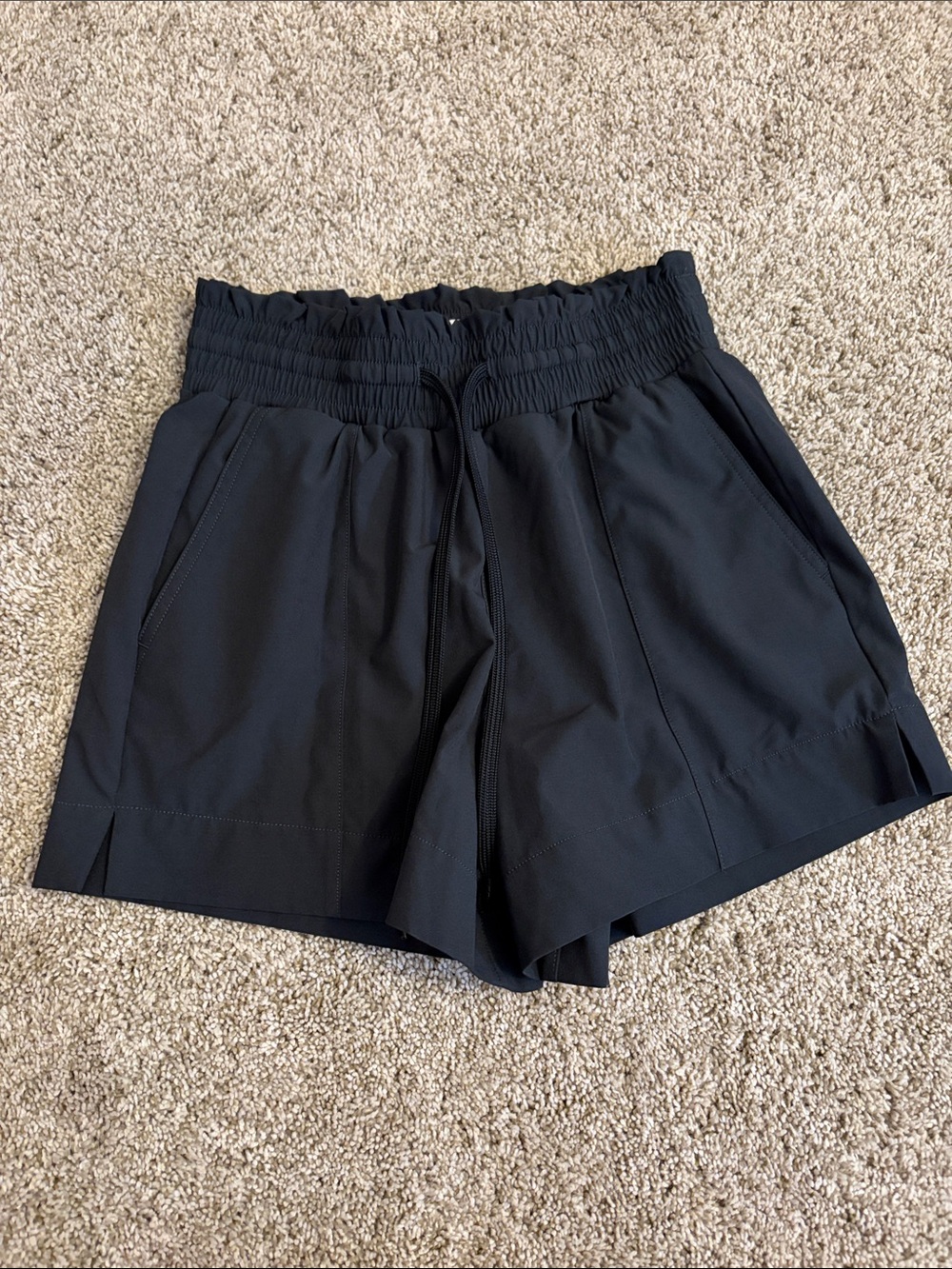 Abercrombie and Fitch Women's Black High Rise Athletic Elastic-Waist Shorts